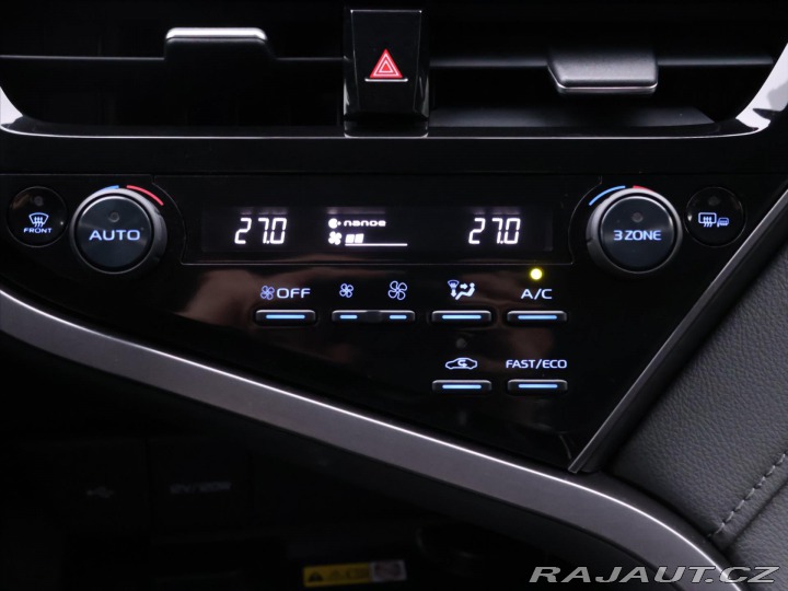 Toyota Camry 2,5 HB Executive CVT CZ D 2023