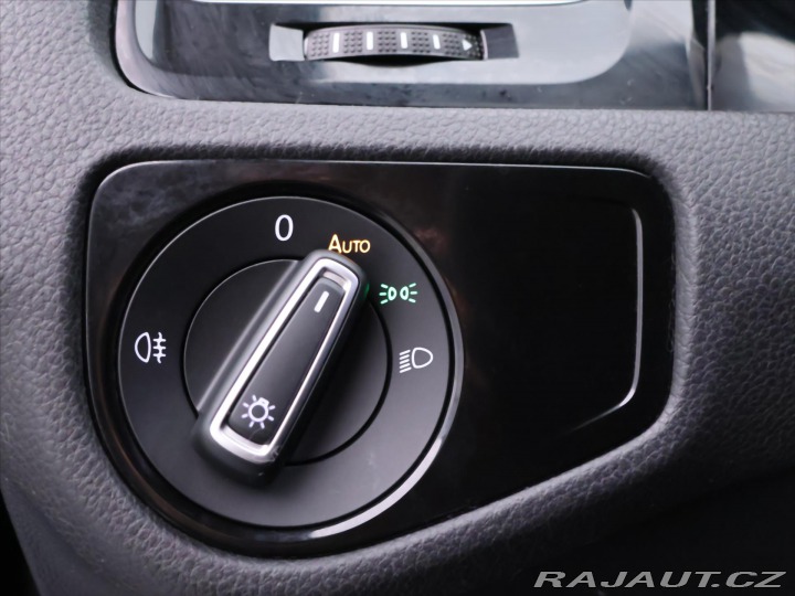 Volkswagen Golf 2,0 TSI R 221kW DSG 4Moti 2016