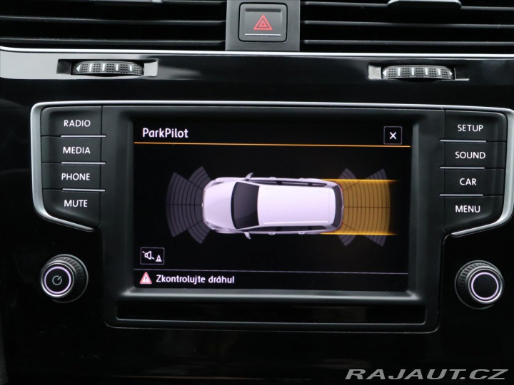 Volkswagen Golf 2,0 TSI R 221kW DSG 4Moti 2016