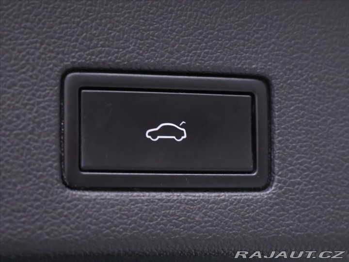 Volkswagen Touareg 3,0 TDI 170kW DSG 4M LED 2019