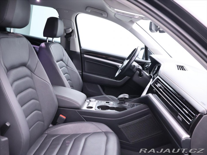 Volkswagen Touareg 3,0 TDI 170kW DSG 4M LED 2019