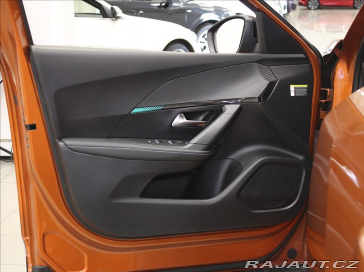 Peugeot 2008 1,2 PT 96kW AT Allure 39t 2023