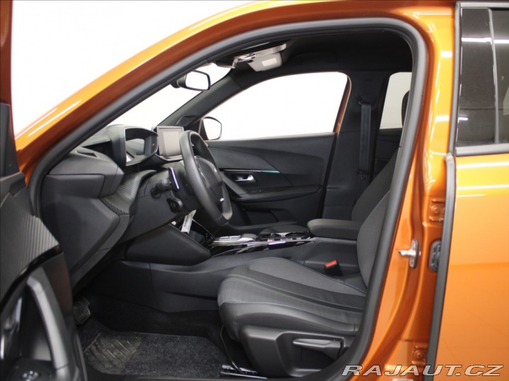 Peugeot 2008 1,2 PT 96kW AT Allure 39t 2023