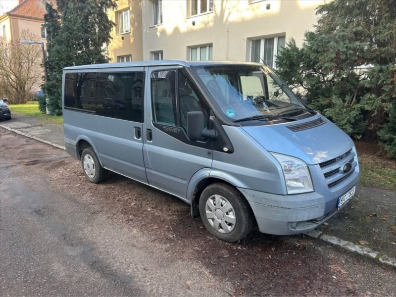 Ford Transit 2,2   Obytná dodávka