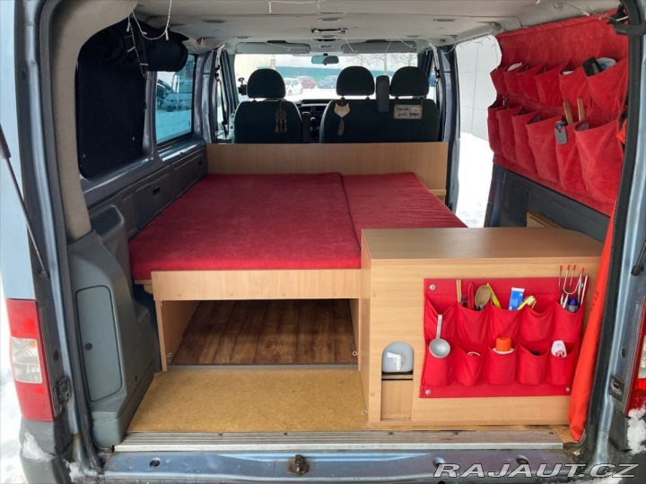 Ford Transit 2,2   Obytná dodávka 2007