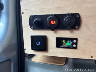 Ford Transit 2,2   Obytná dodávka 2007