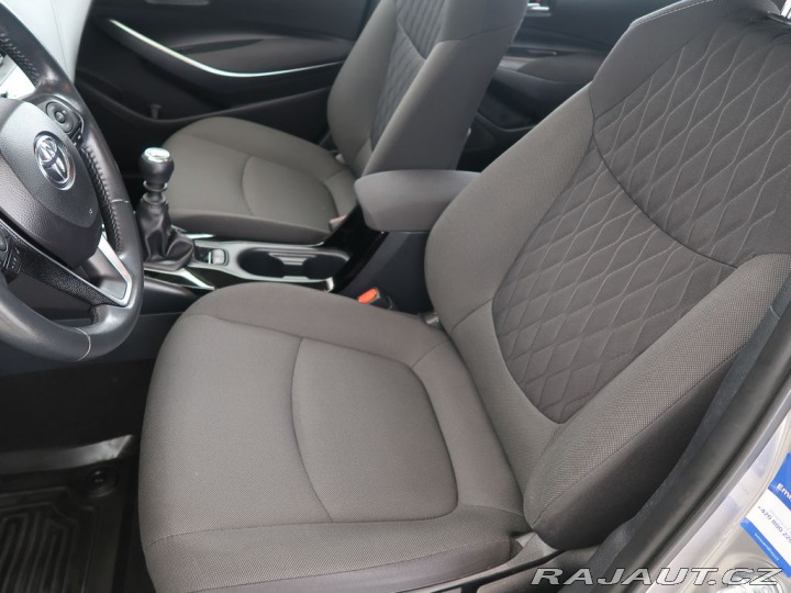 Toyota Corolla 1.5VVT-i,CZ,1Maj,ComfortT 2021