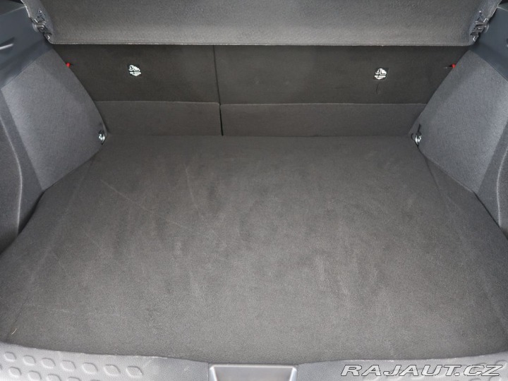 Toyota C-HR 1.8Hybrid,CZ,1Maj,Comfort 2023