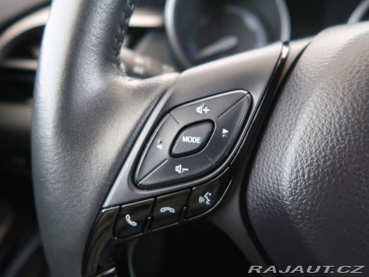 Toyota C-HR 1.8Hybrid,CZ,1Maj,Comfort 2023