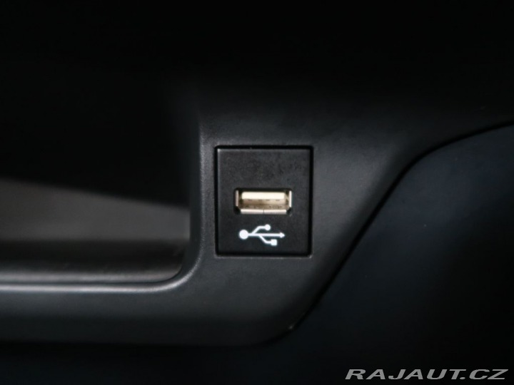 Toyota C-HR 1.8Hybrid,CZ,1Maj,Comfort 2023