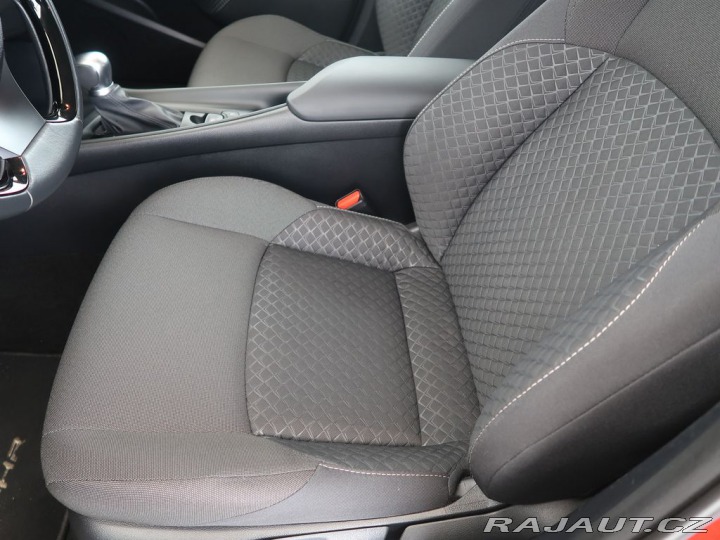 Toyota C-HR 1.8Hybrid,CZ,1Maj,Comfort 2023