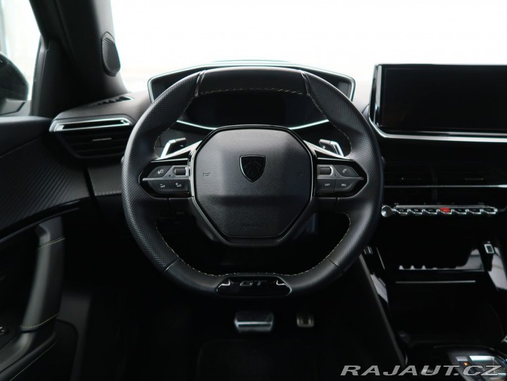 Peugeot 2008 1.2PureTech,96kW,GT,AT8 1800