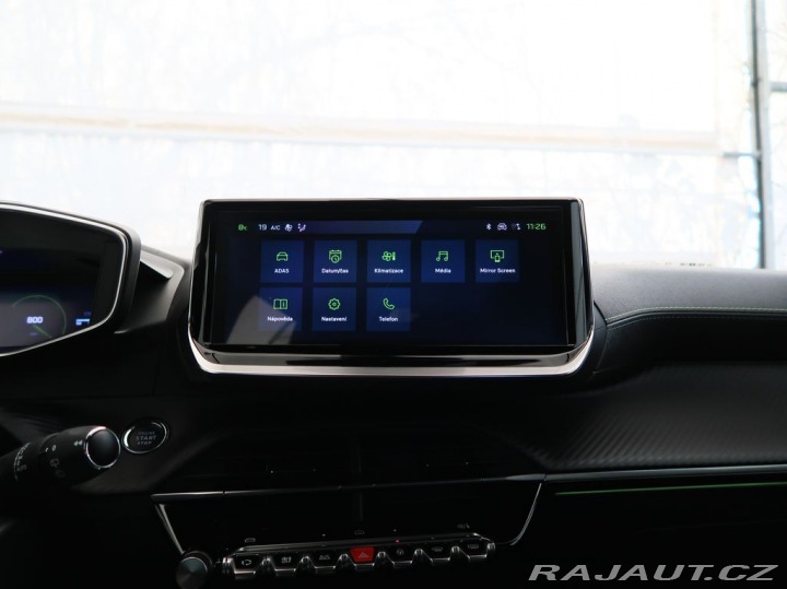 Peugeot 2008 1.2PureTech,96kW,GT,AT8 1800