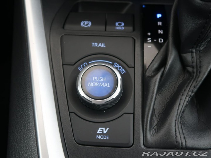 Toyota RAV4 2.5Hybrid,4x4,CZ,Executiv 2019