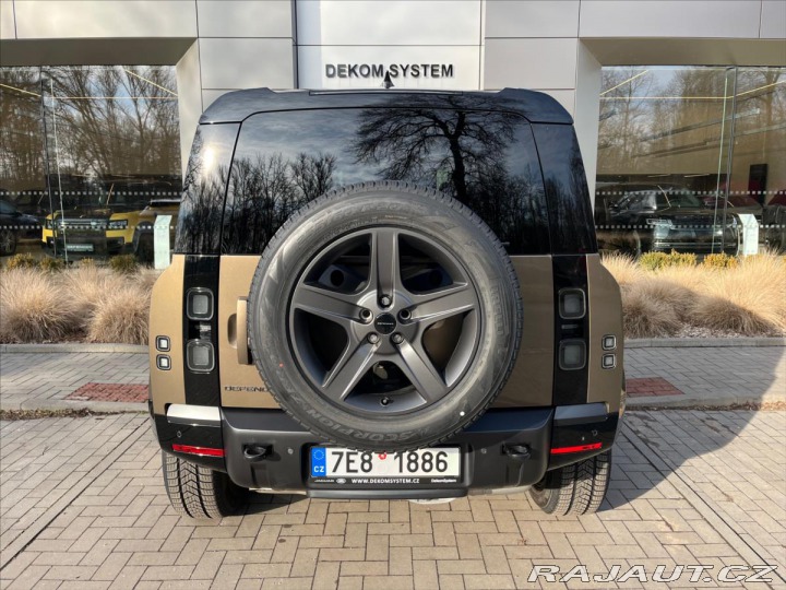 Land Rover Defender 3,0 X-Dynamic SE D250 AWD 2025