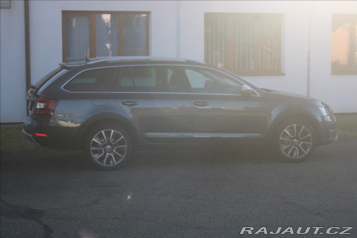 Škoda Octavia 2,0   TSI 140kW Scout DSG 2019