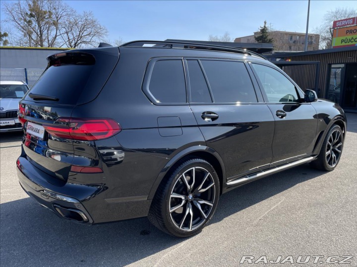BMW X7 3,0 d M-Paket*Panorama*So 2020
