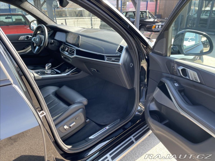 BMW X7 3,0 d M-Paket*Panorama*So 2020