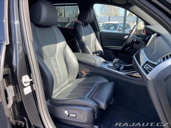 BMW X7 3,0 d M-Paket*Panorama*So 2020