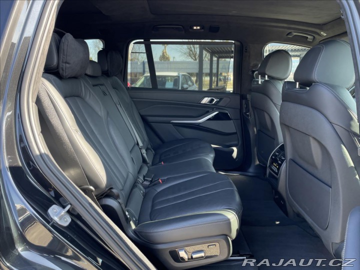 BMW X7 3,0 d M-Paket*Panorama*So 2020