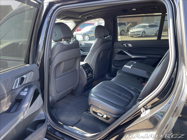 BMW X7 3,0 d M-Paket*Panorama*So 2020