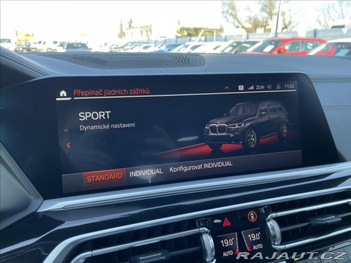 BMW X7 3,0 d M-Paket*Panorama*So 2020