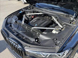 BMW X7 3,0 d M-Paket*Panorama*So 2020