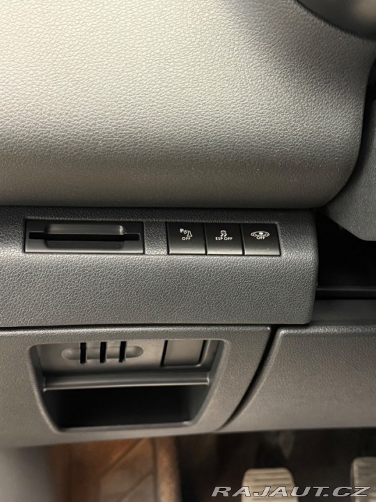 Peugeot 3008 2.0 HDi FAP Executive Pa 2011