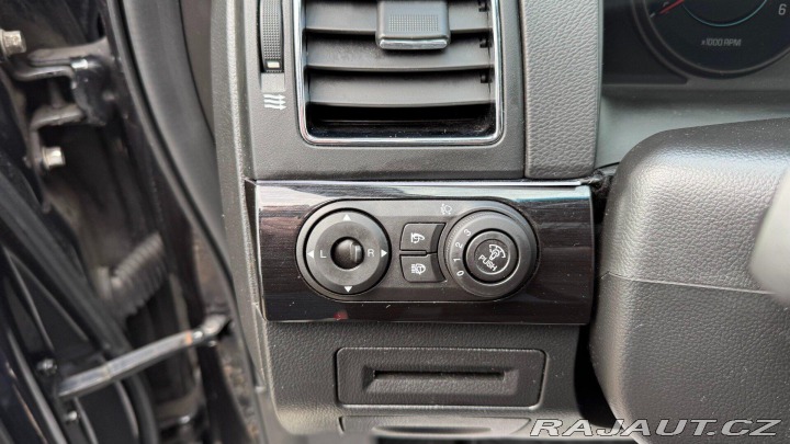 Chevrolet Captiva 2.2D 135kW *A/T*7míst*Ser 2012