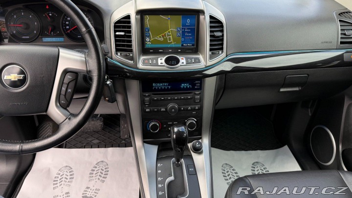 Chevrolet Captiva 2.2D 135kW *A/T*7míst*Ser 2012