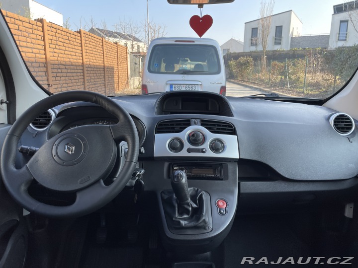 Renault Kangoo pro převoz vozíčkáře 2013