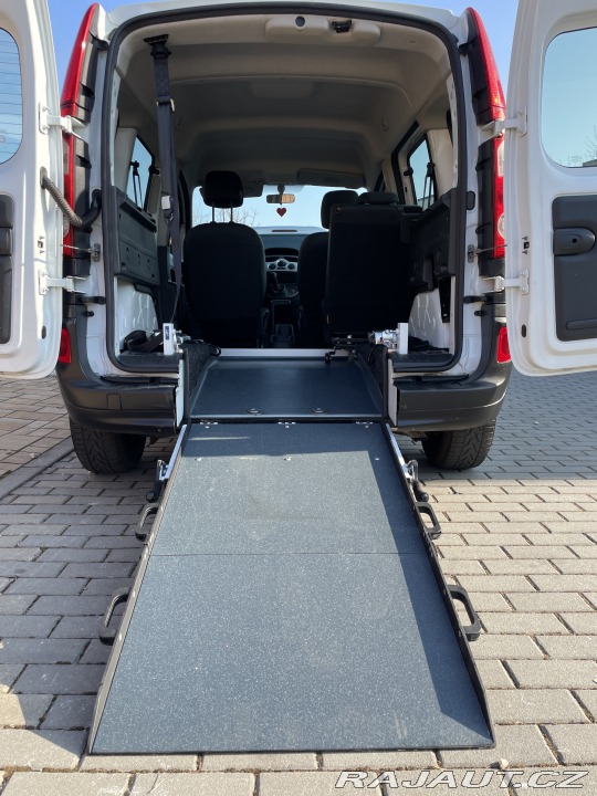 Renault Kangoo pro převoz vozíčkáře 2013