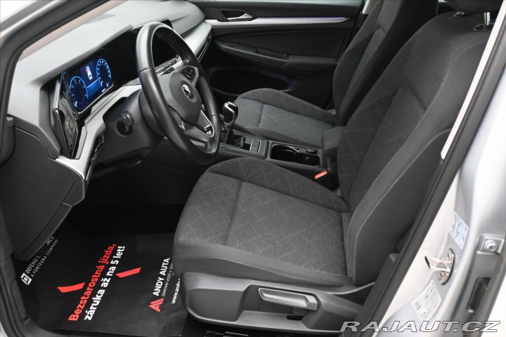 Volkswagen Golf 2,0 TDI 85 kW Life ACC Zá 2022