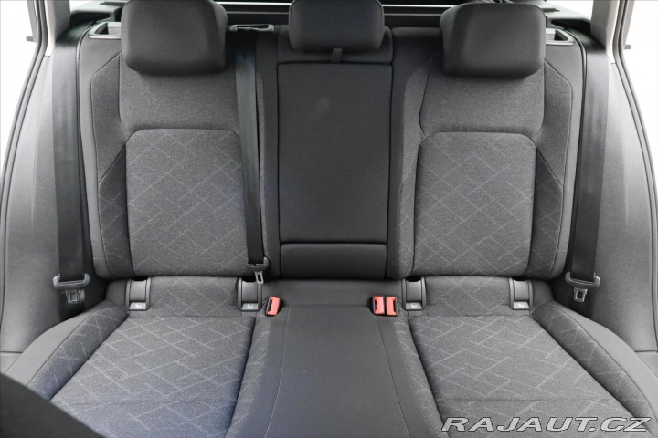 Volkswagen Golf 2,0 TDI 85 kW Life ACC Zá 2022