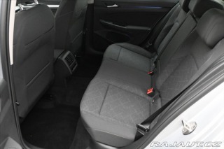 Volkswagen Golf 2,0 TDI 85 kW Life ACC Zá 2022