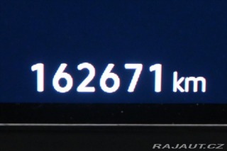 Volkswagen Golf 2,0 TDI 85 kW Life ACC Zá 2022