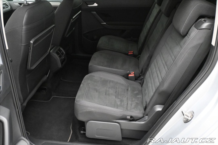 Volkswagen Touran 2,0 TDI 110KW DSG 7 MÍST 2023