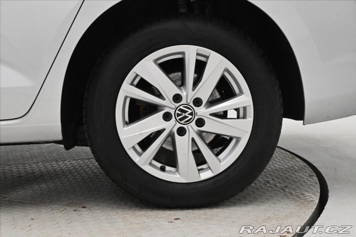 Volkswagen Touran 2,0 TDI 110KW DSG 7 MÍST 2023