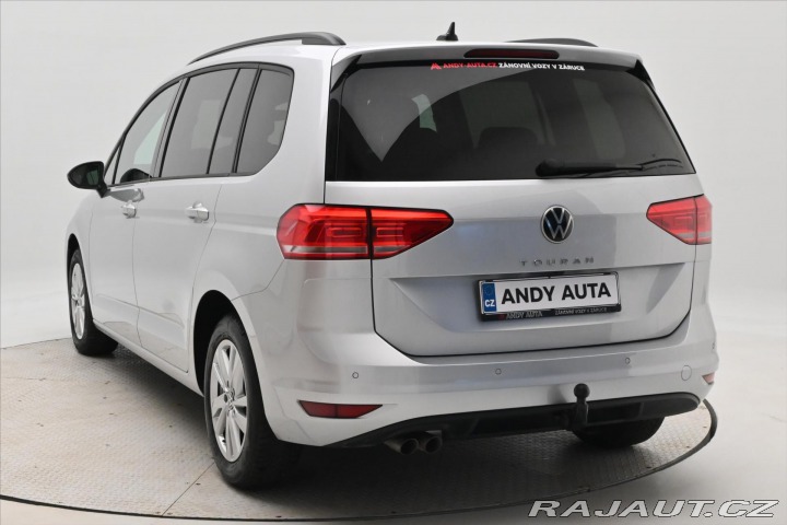 Volkswagen Touran 2,0 TDI 110KW DSG 7 MÍST 2023