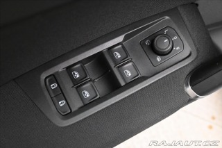 Volkswagen Touran 2,0 TDI 110KW DSG 7 MÍST 2023
