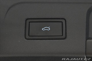 Volkswagen Touran 2,0 TDI 110KW DSG 7 MÍST 2023