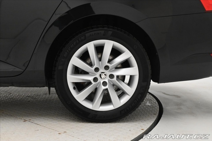 Škoda Superb 2,0 TDI 110 kW DSG Style 2024