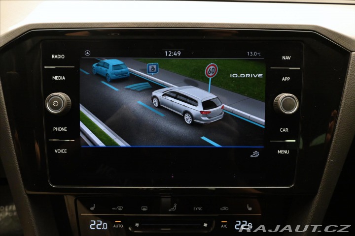 Volkswagen Passat 2,0 TDI 110 KW DSG BUSINE 2022