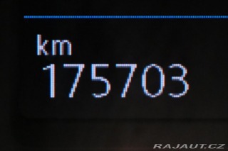 Volkswagen Passat 2,0 TDI 110 KW DSG BUSINE 2022