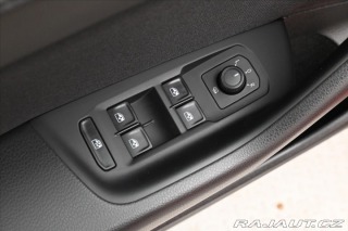 Volkswagen Passat 2,0 TDI 110 KW DSG BUSINE 2022