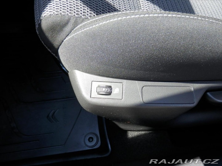 Citroën C4 1,2 PT 96kW Pure Tech  VÝ 2014