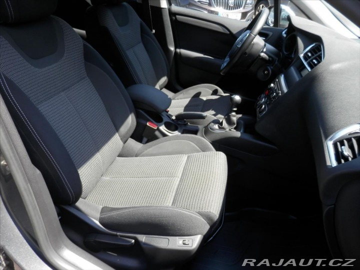 Citroën C4 1,2 PT 96kW Pure Tech  VÝ 2014