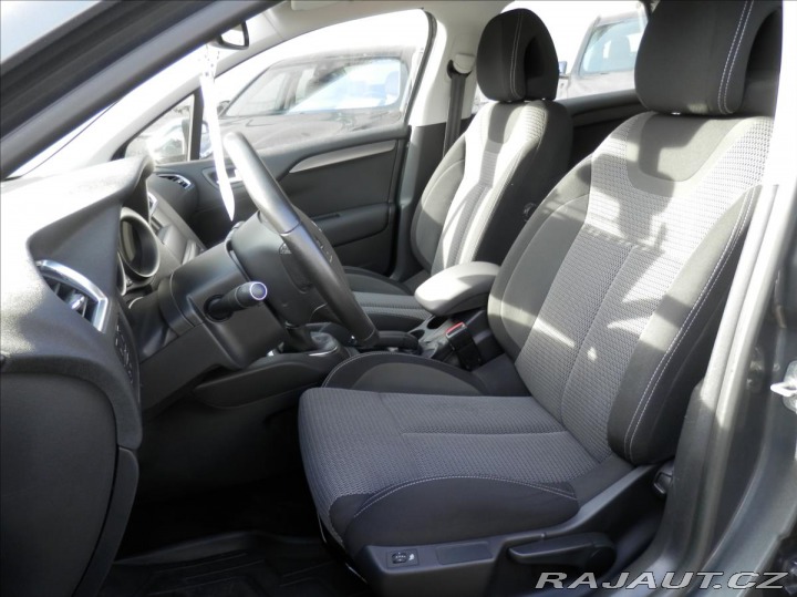 Citroën C4 1,2 PT 96kW Pure Tech  VÝ 2014