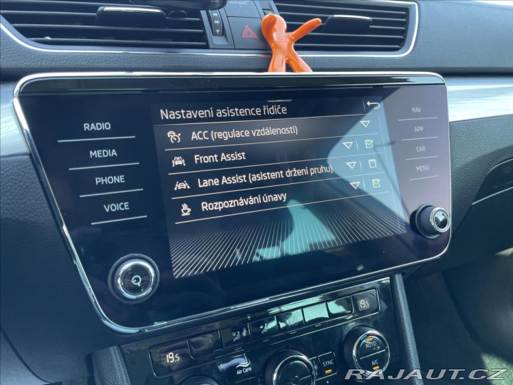 Škoda Superb 2,0 TDi DSG Virtuál*ACC*R 2022