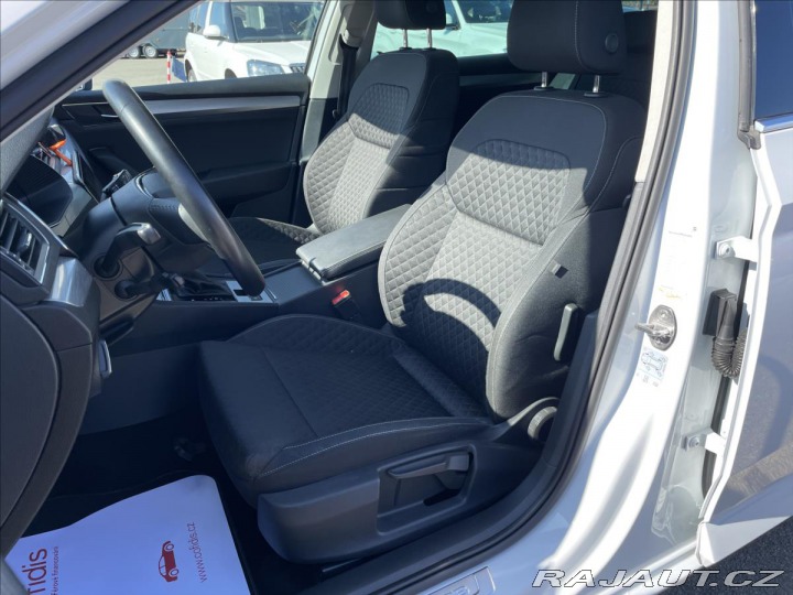 Škoda Superb 2,0 TDi DSG Virtuál*ACC*R 2022